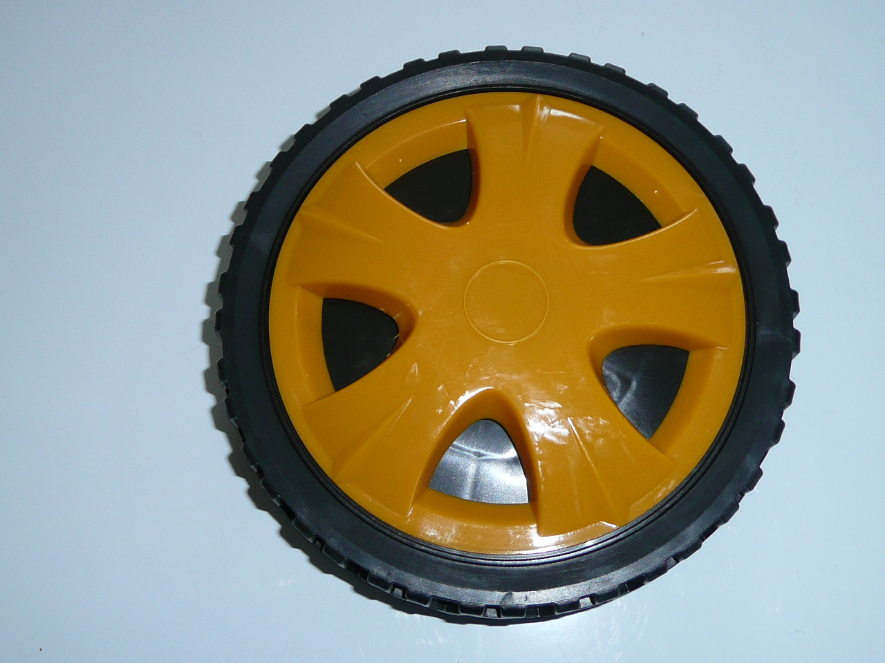 Koleso plast na ložiskach priemer 175mm