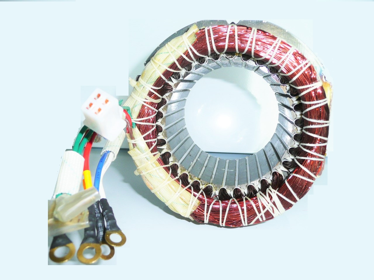 Stator 3f generator  (plechy 90mm)