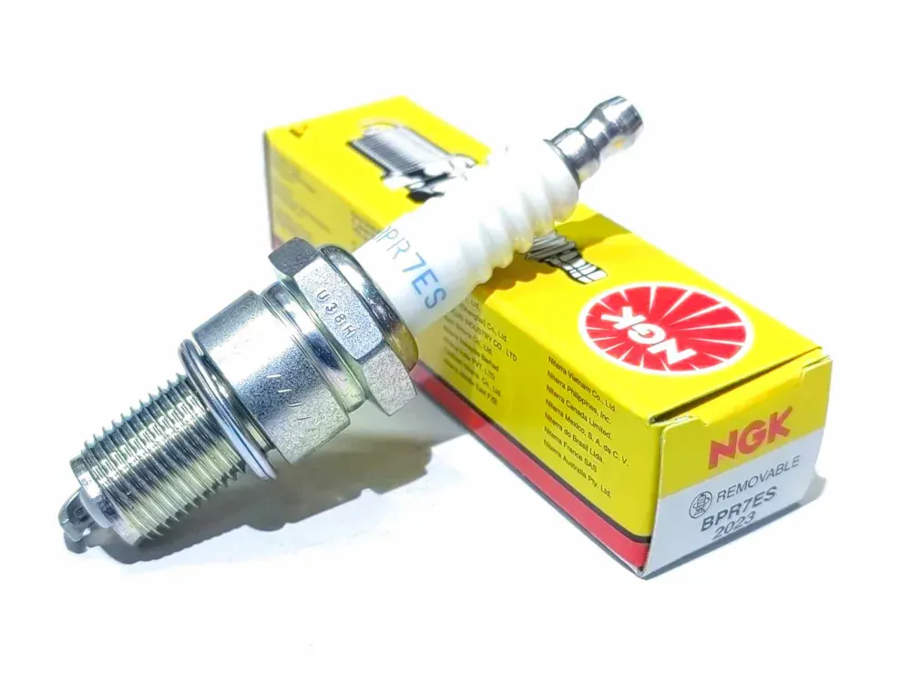 Zapalovacia sviečka NGK BCPR5ES kluč 16mm