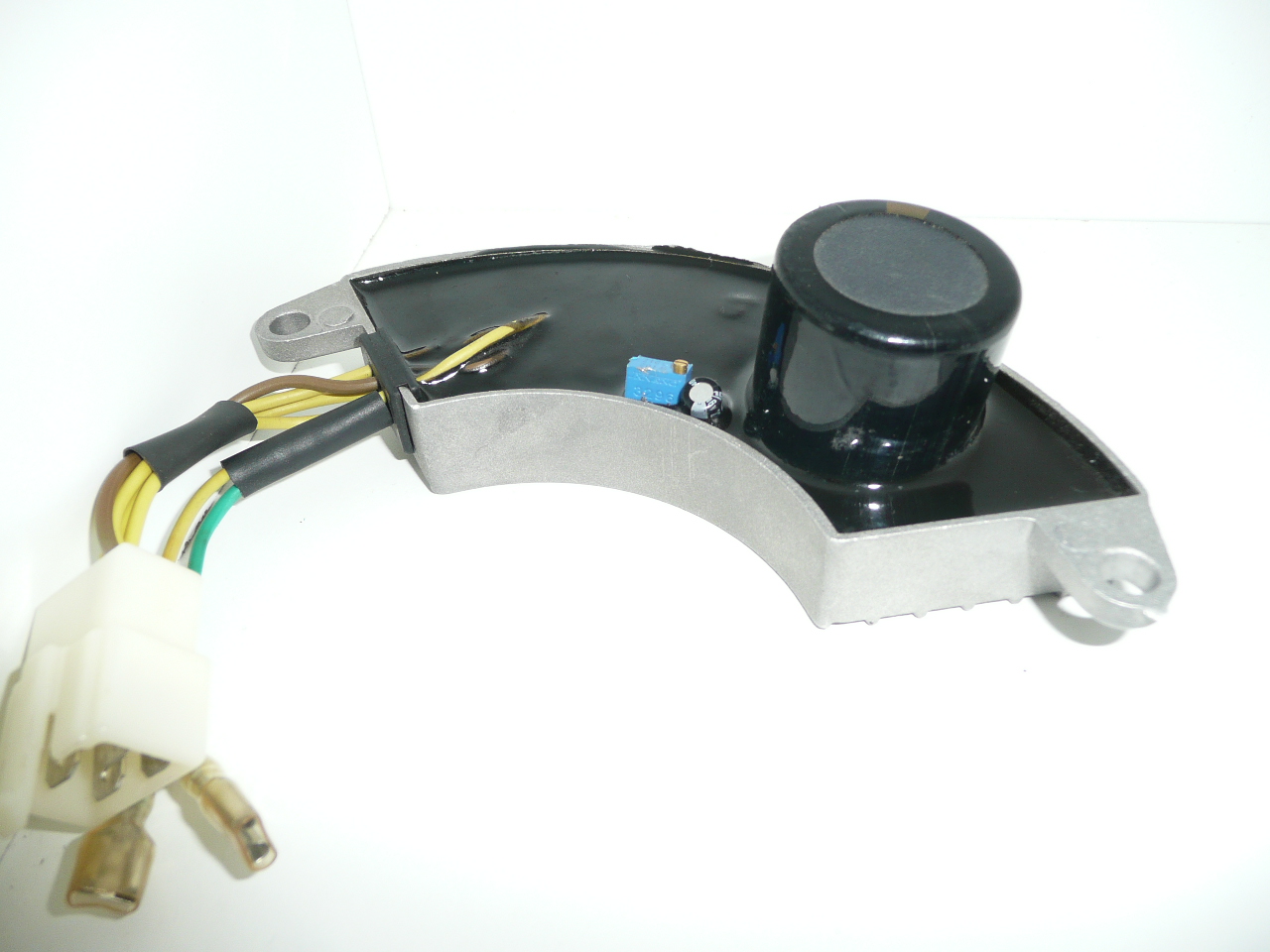 AVR regulator napätia 5 kW