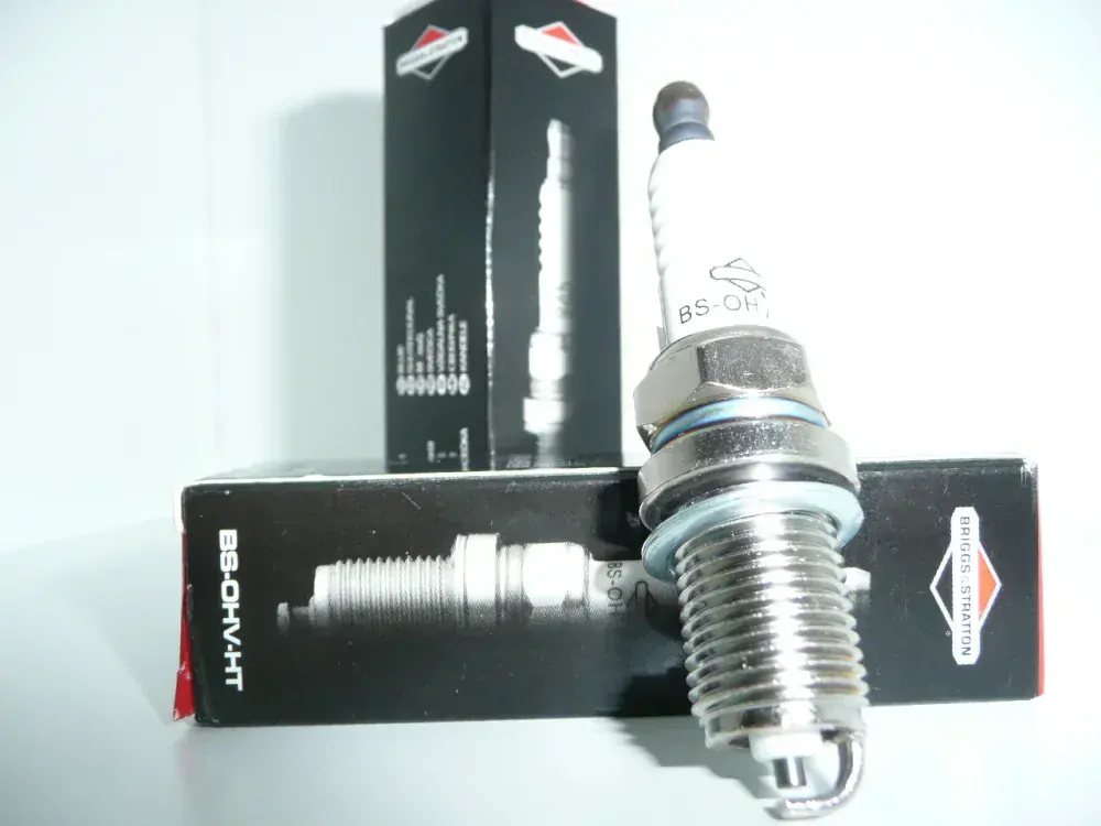 Zapaľovacia sviečka BS traktory kľúč 16mm