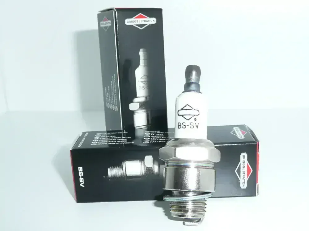 Zapaľovacia sviečka BS kosačky rotovát.kľúč 21mm