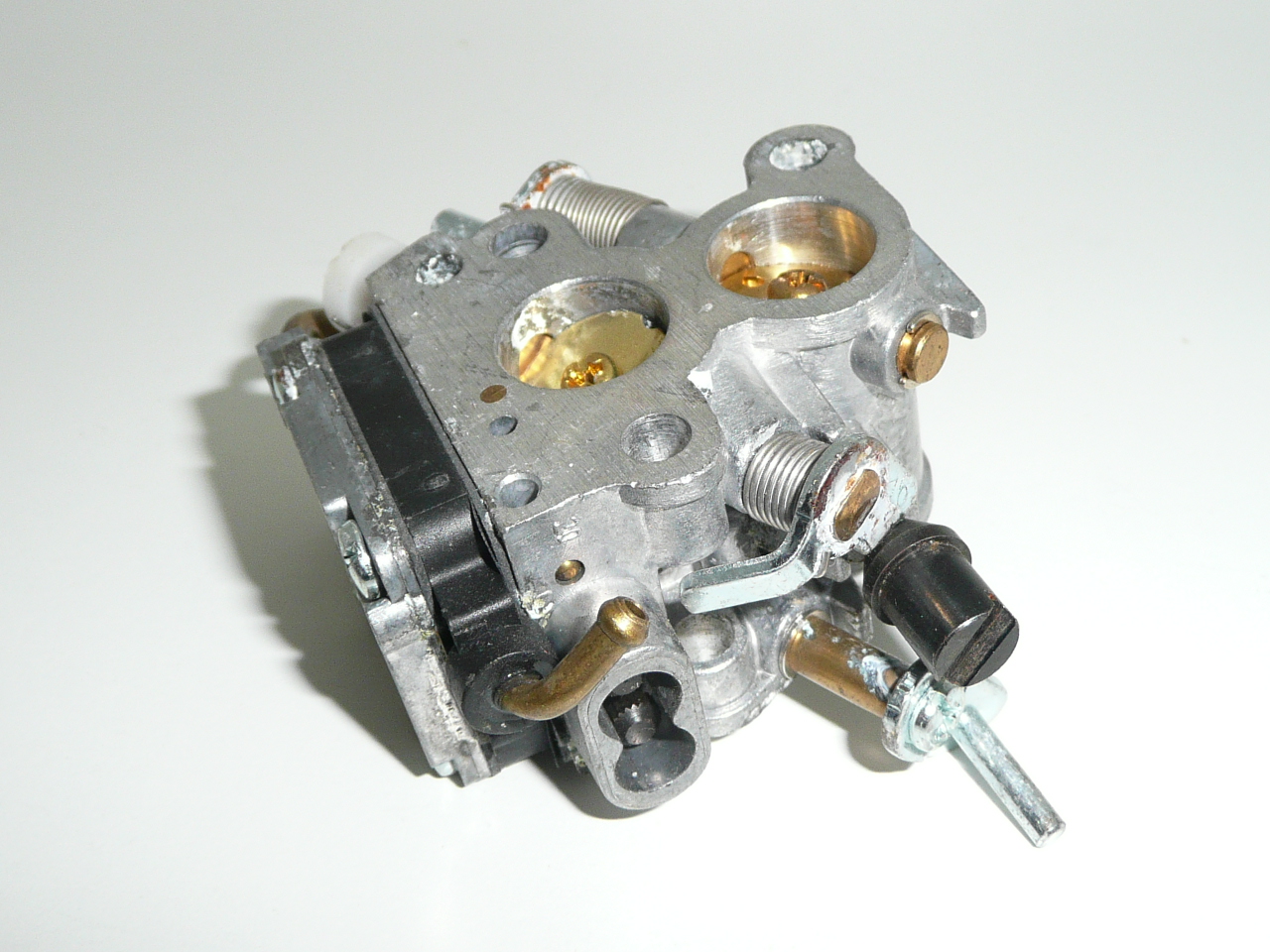 Karburator Husqvarna 135 140 435 440 