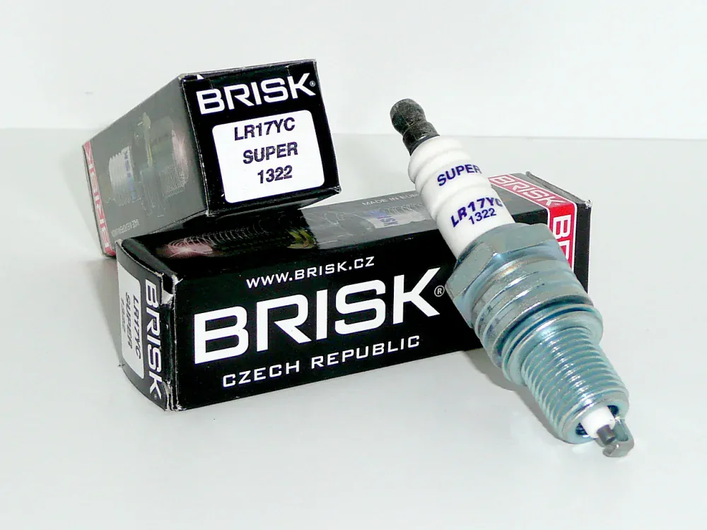 Zapaľovacia sviečka BRISK LR17YC pre elektrocentrály vodné čerpadlá vibračne dosky,rotovátory