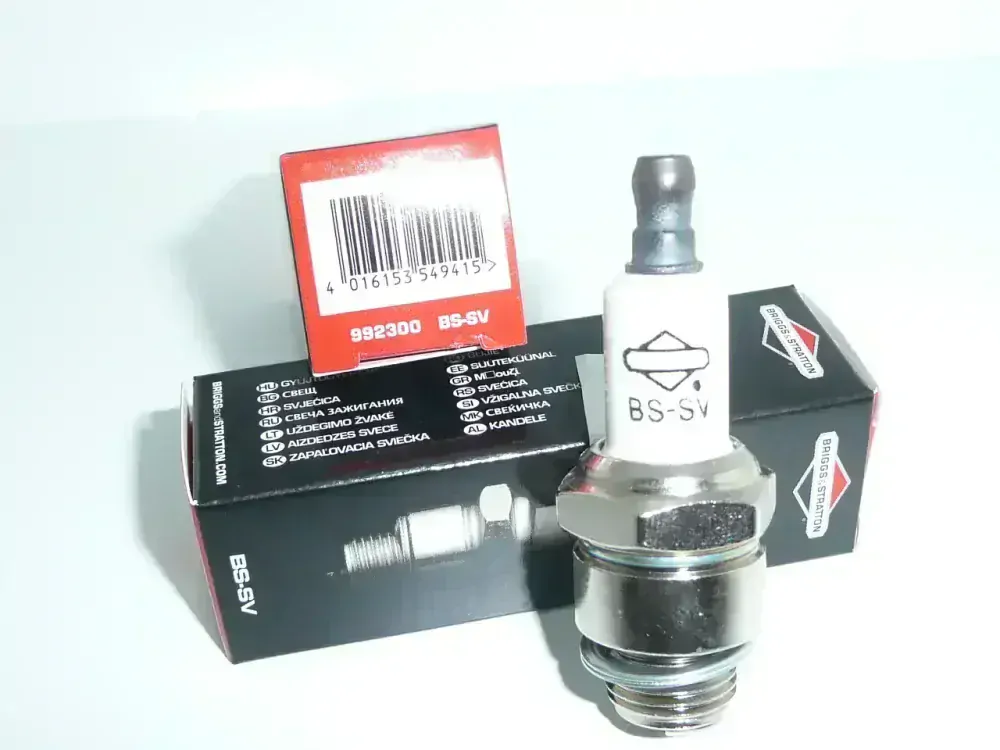 Zapaľovacia sviečka BS kosačky rotovát.kľúč 21mm