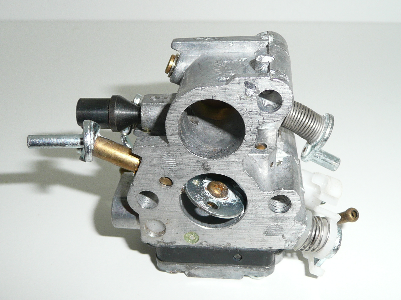 Karburator Husqvarna 135 140 435 440 